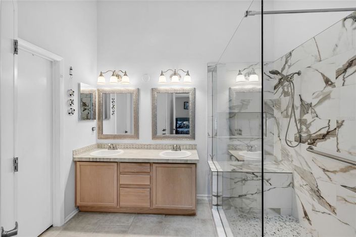 Image No.22-4 Bed Property for sale