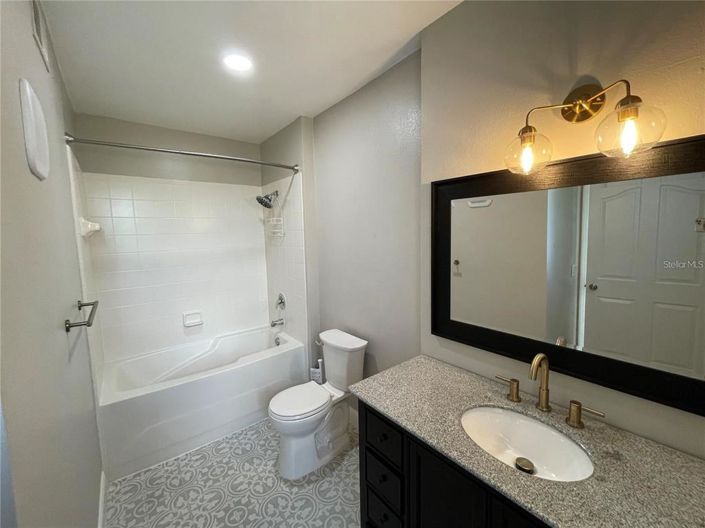 Image No.21-2 Bed Property for sale