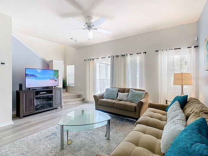 Image No.11-3 Bed Townhouse for sale