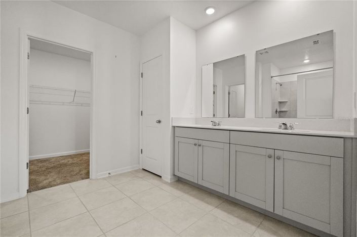 Image No.11-4 Bed Property for sale