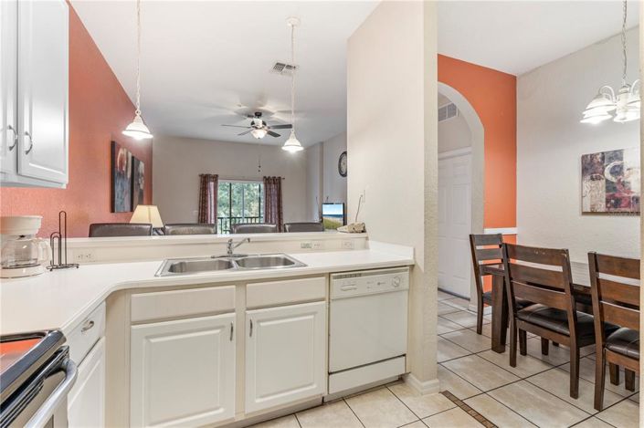 Image No.8-3 Bed Property for sale