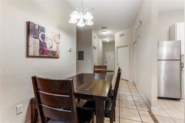 Image No.9-3 Bed Property for sale