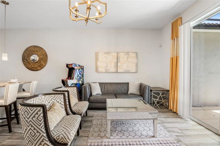 Image No.16-4 Bed Townhouse for sale