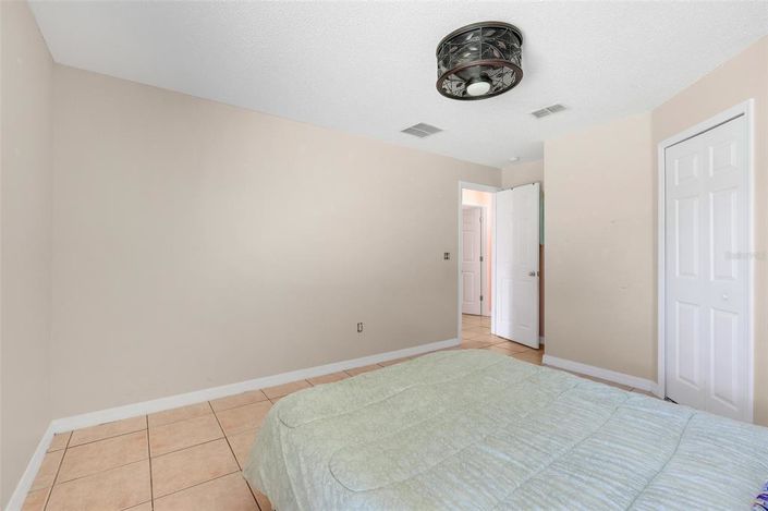 Image No.27-4 Bed Property for sale