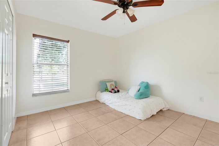 Image No.30-4 Bed Property for sale