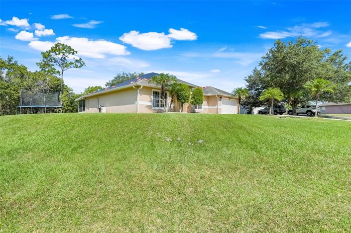 Image No.6-4 Bed Property for sale