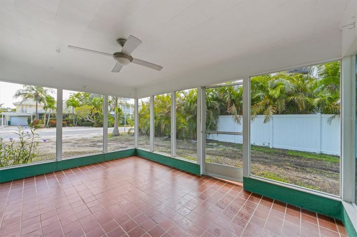 Image No.11-4 Bed Property for sale