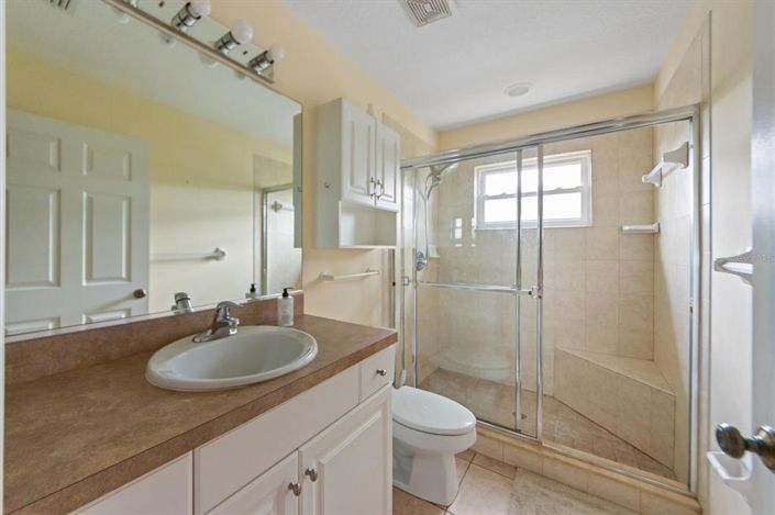 Image No.21-4 Bed Property for sale