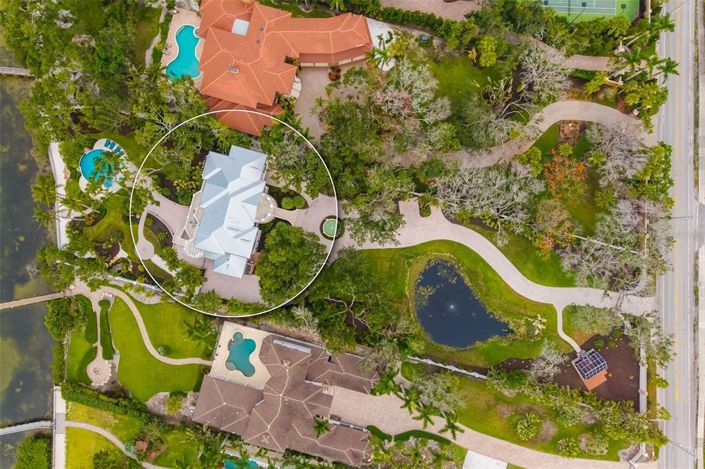 Image No.3-4 Bed Property for sale