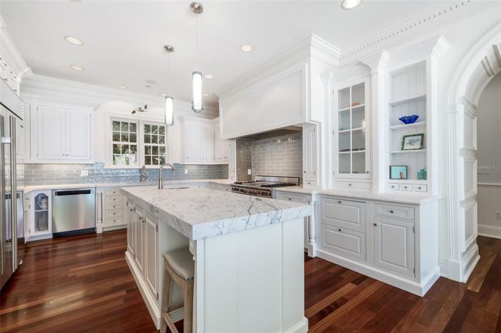 Image No.34-4 Bed Property for sale