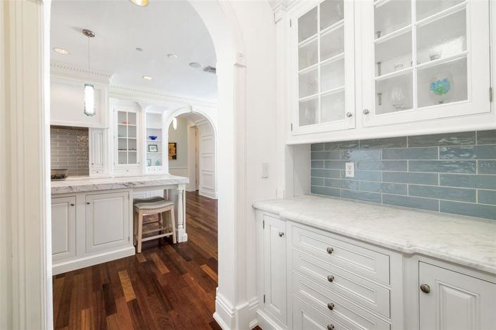 Image No.41-4 Bed Property for sale