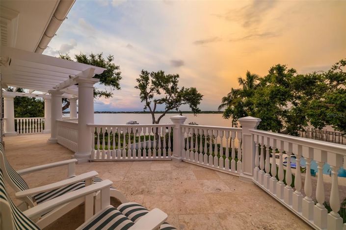 Image No.47-4 Bed Property for sale