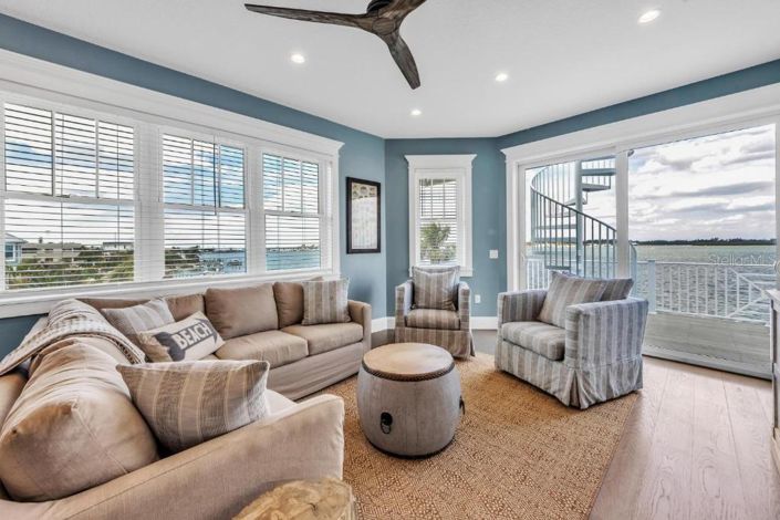 Image No.22-5 Bed Property for sale