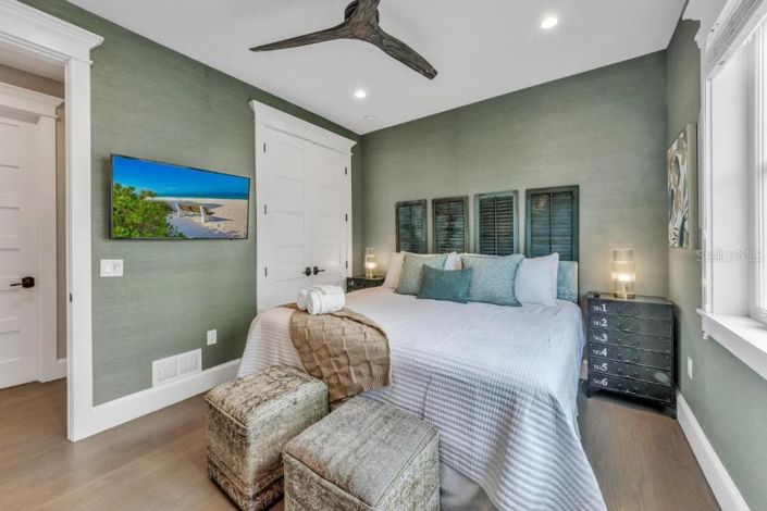 Image No.37-5 Bed Property for sale