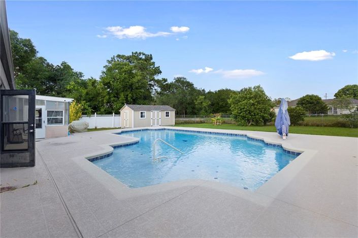 Image No.12-4 Bed Property for sale