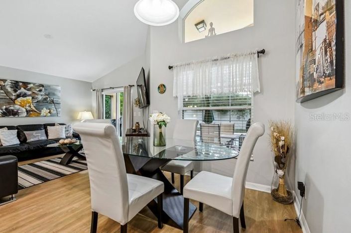 Image No.7-4 Bed Property for sale