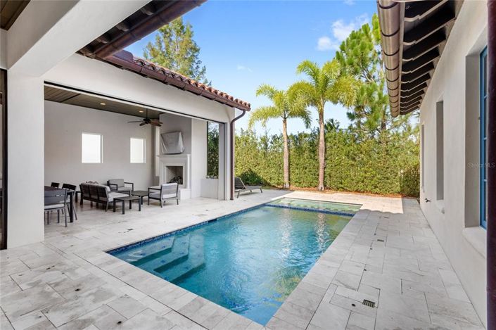 Image No.29-5 Bed Property for sale