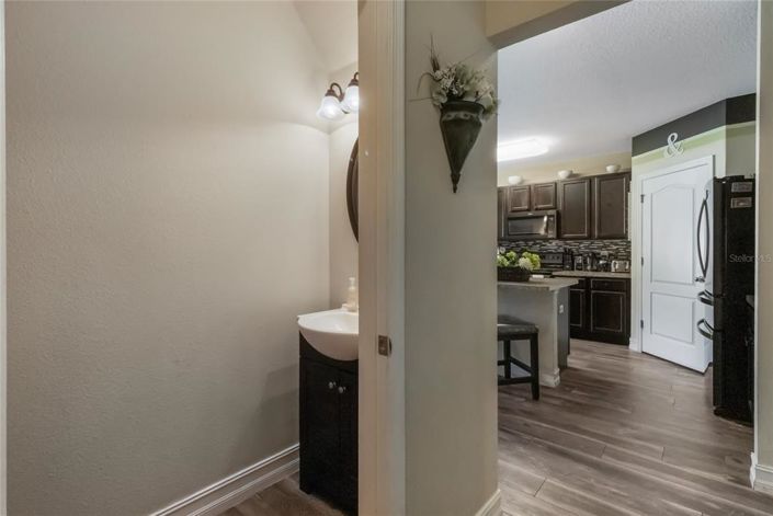 Image No.14-5 Bed Property for sale