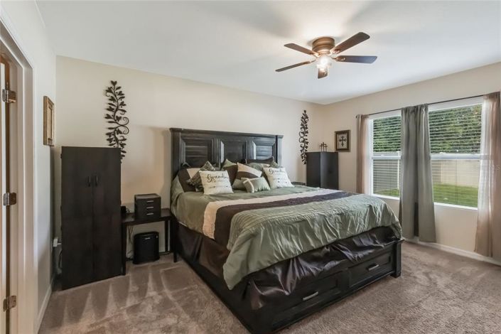 Image No.19-5 Bed Property for sale