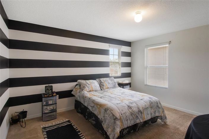 Image No.22-5 Bed Property for sale