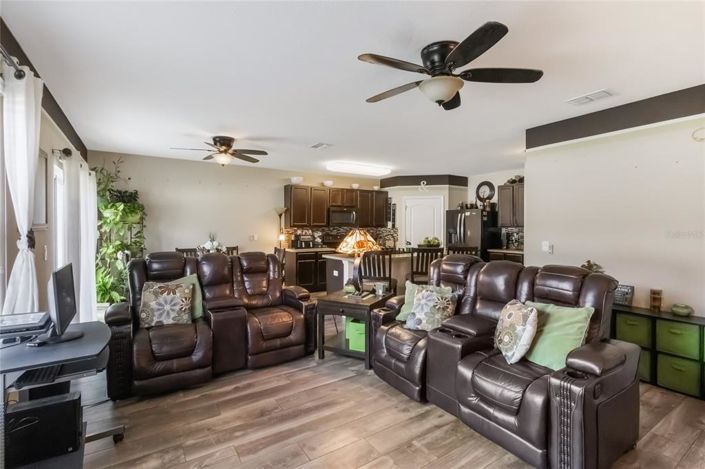 Image No.7-5 Bed Property for sale