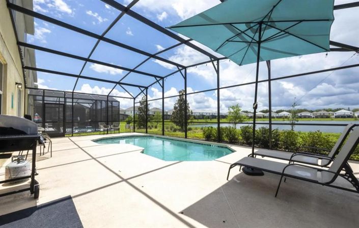 Image No.35-8 Bed Property for sale