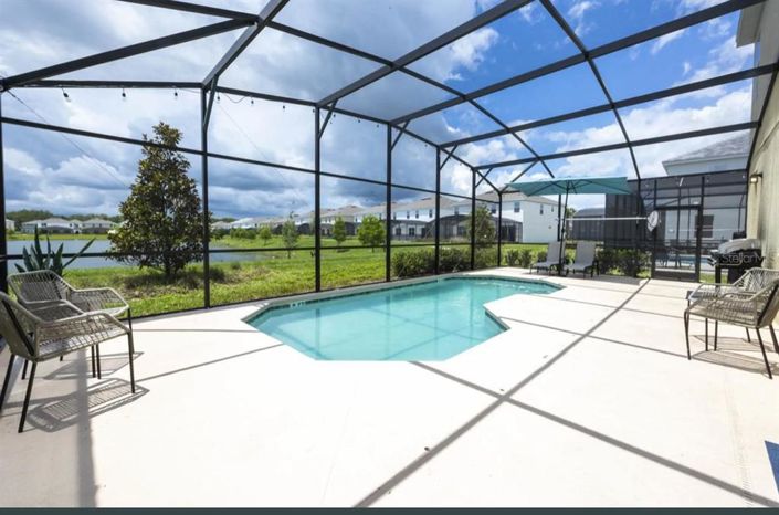 Image No.37-8 Bed Property for sale