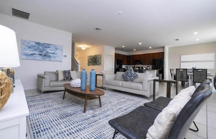 Image No.7-8 Bed Property for sale