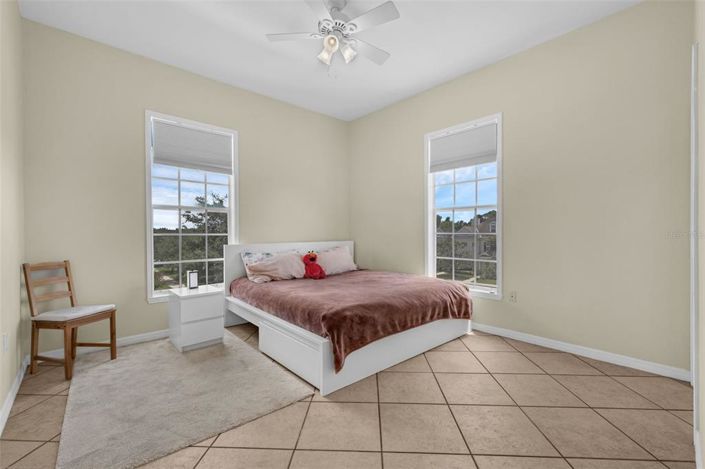 Image No.13-3 Bed Property for sale