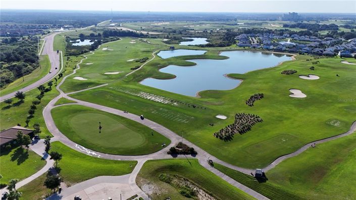 Image No.47-6 Bed Property for sale