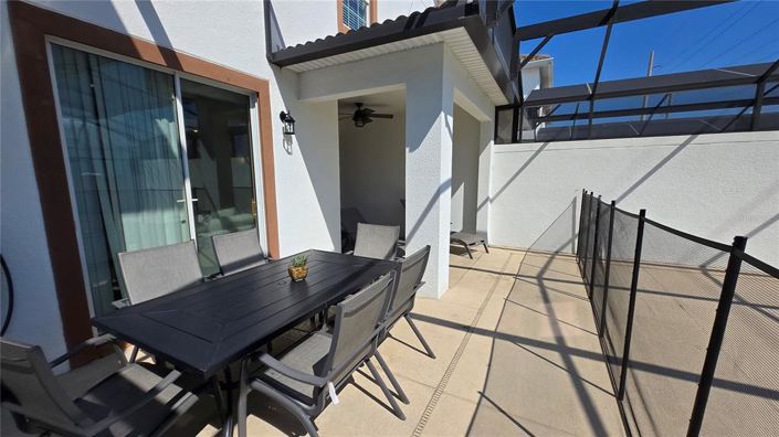 Image No.12-4 Bed Townhouse for sale