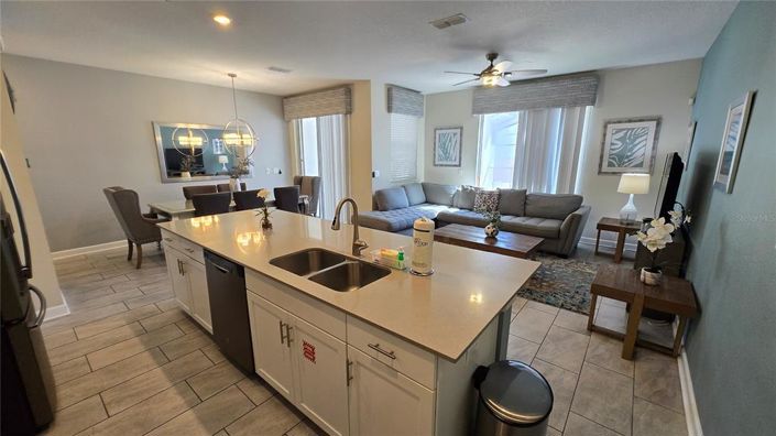 Image No.7-4 Bed Townhouse for sale