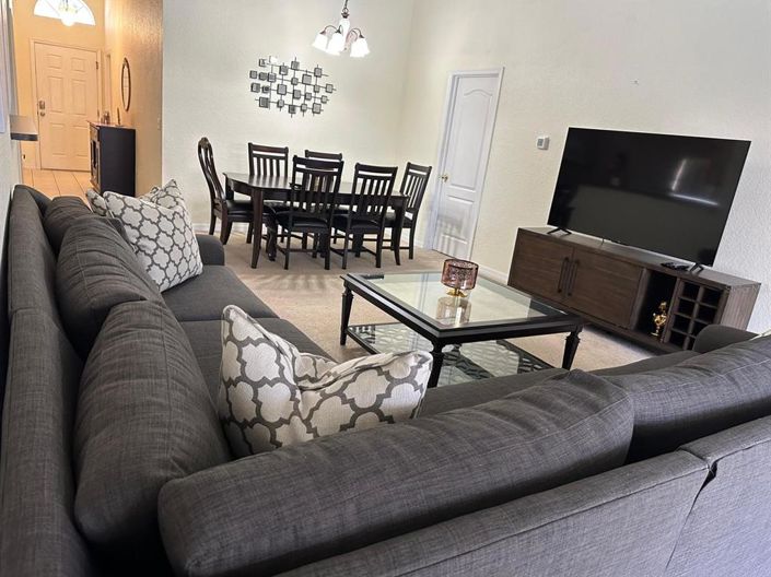 Image No.20-5 Bed Property for sale