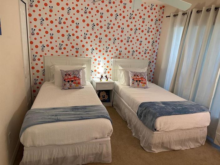 Image No.5-5 Bed Property for sale