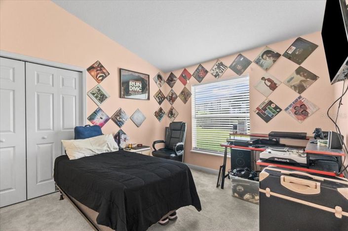 Image No.19-4 Bed Property for sale