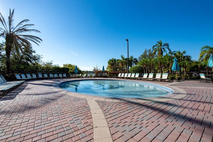 Image No.38-3 Bed Property for sale