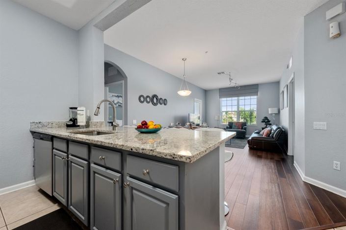 Image No.17-3 Bed Property for sale