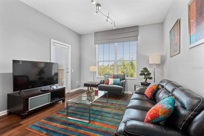 Image No.21-3 Bed Property for sale