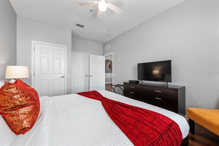 Image No.36-3 Bed Property for sale