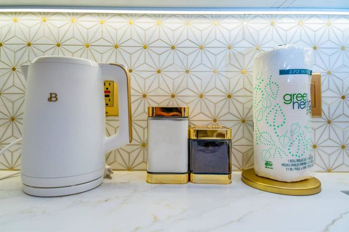 Image No.14-1 Bed Property for sale