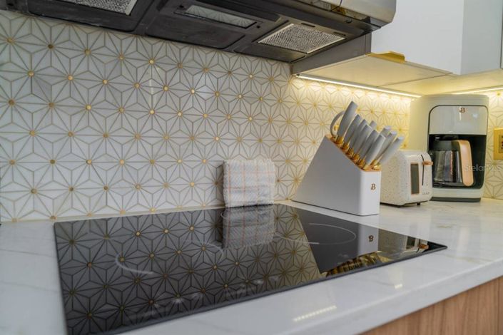 Image No.7-1 Bed Property for sale