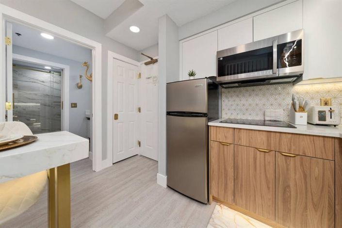 Image No.8-1 Bed Property for sale