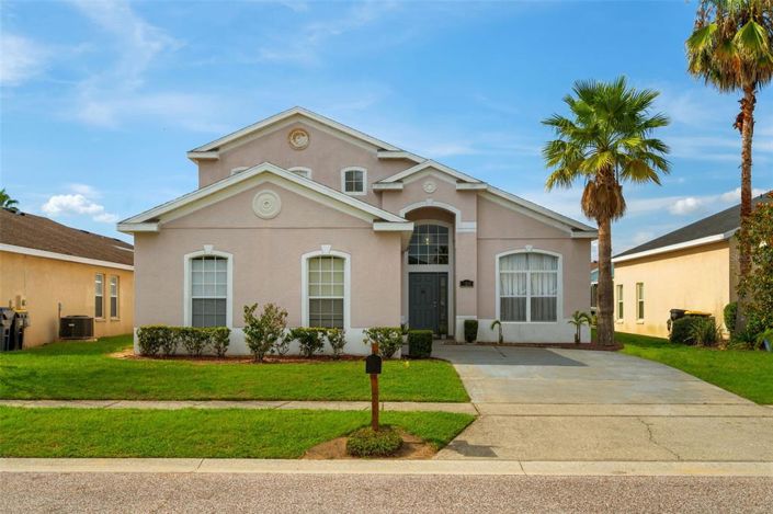 Image No.1-5 Bed Property for sale