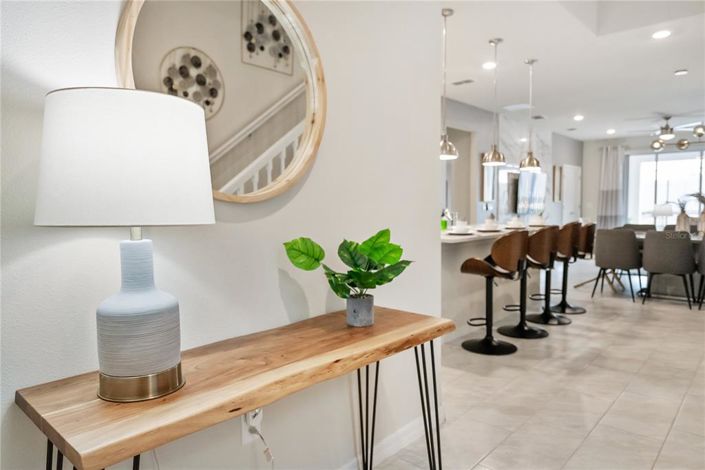 Image No.40-7 Bed Property for sale