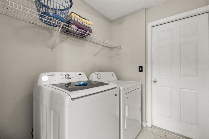 Image No.40-7 Bed Property for sale