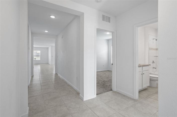 Image No.17-4 Bed Property for sale