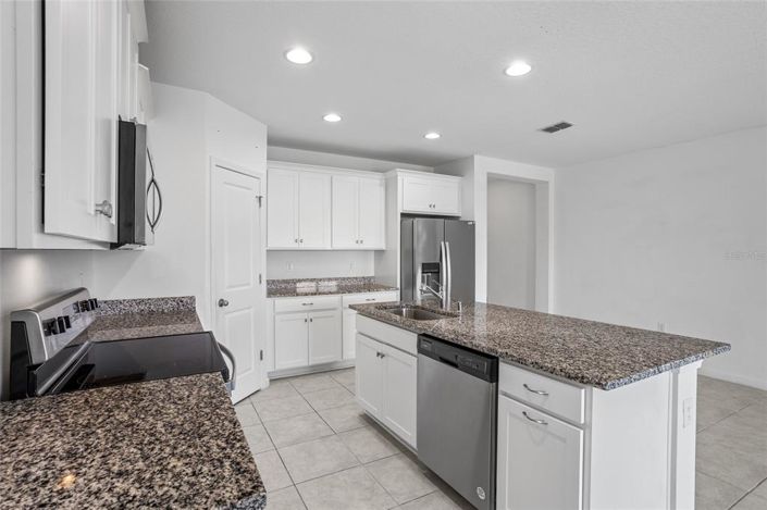 Image No.21-4 Bed Property for sale