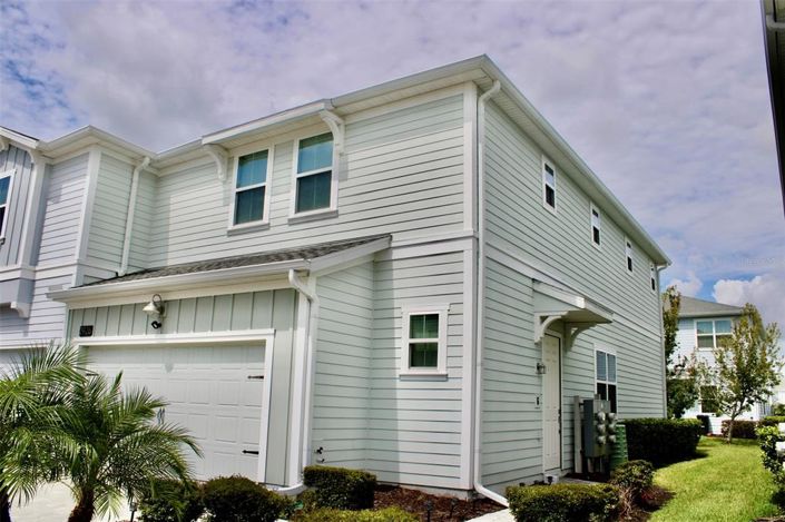 Image No.1-3 Bed Townhouse for sale