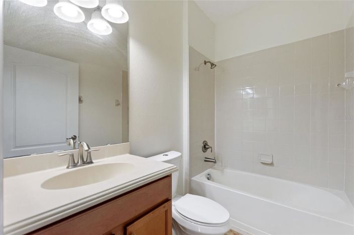 Image No.25-4 Bed Property for sale