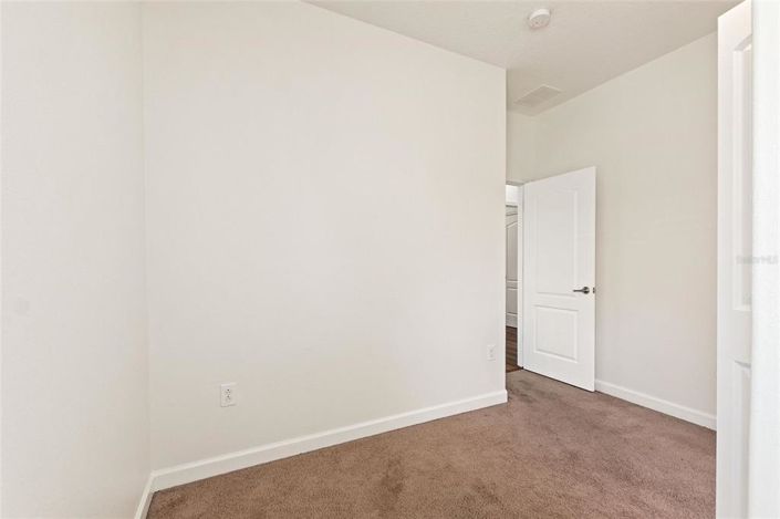 Image No.28-4 Bed Property for sale